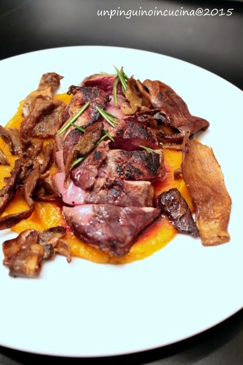 Petto d'anatra al Chianti con crema di patate dolci e rosmarino Petto d'anatra al Chianti con crema di patate dolci e rosmarino