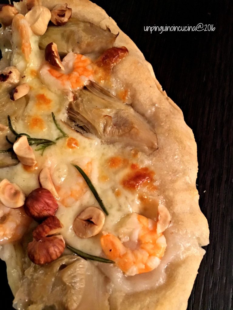 pizza-gamberi-carciofi-e-nocciole-tostate