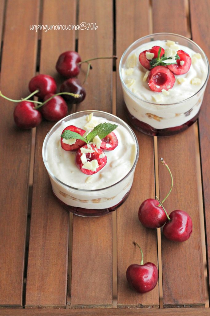 crema-di-yogurt-con-ciliegie-e-menta