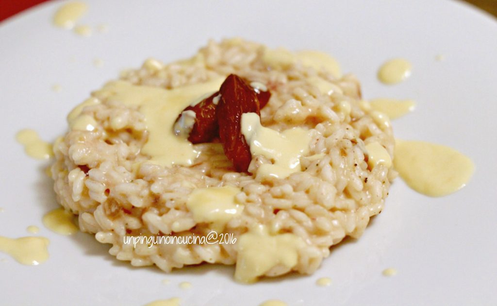 Risotto ai datteri con fonduta di toma Un Pinguino in cucina