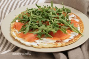farinata-leggera-philadelphia-salmone-e-rucola