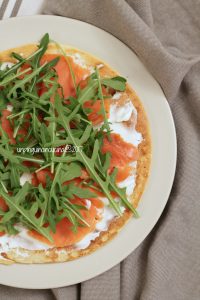 farinata-leggera-philadelphia-salmone-e-rucola