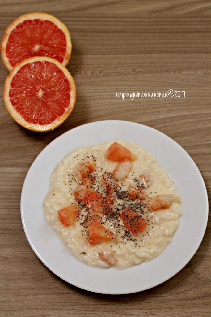 Risotto mantecato alla stracciatella con code di gambero e pompelmo