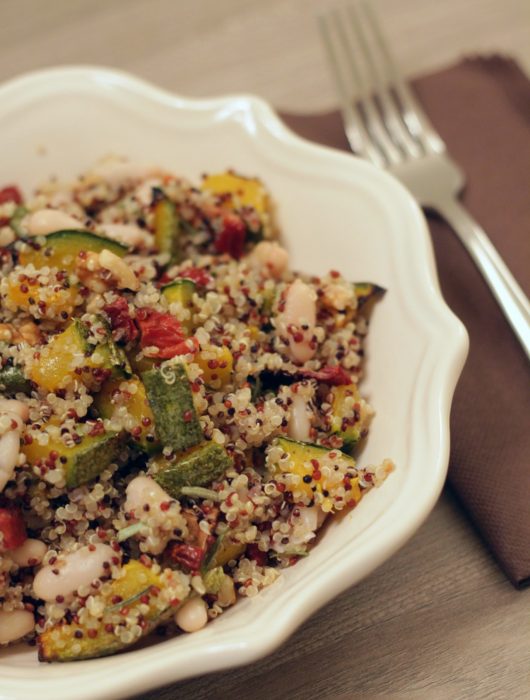 quinoa-con-zucca-e-cannellini