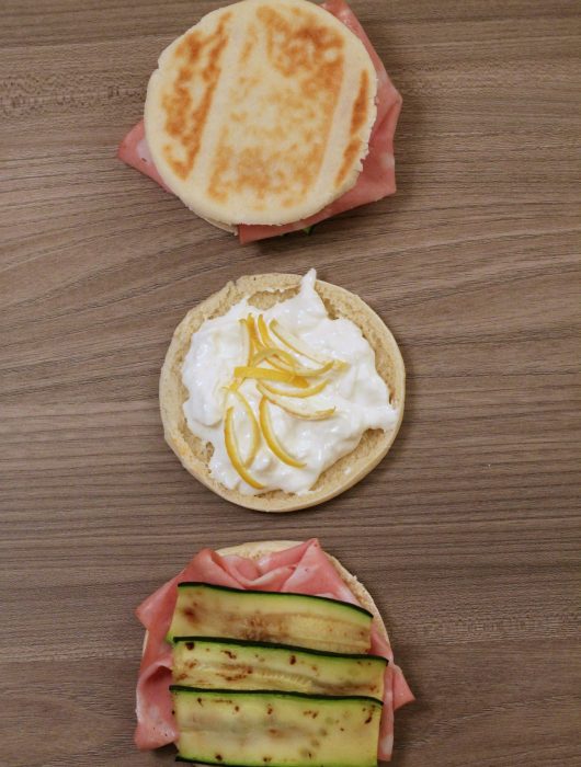 tigelle-mortadella-zucchine-ricotta-al-limone