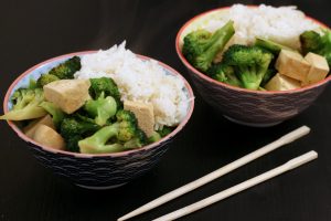 bowl-tofu-e-broccoli