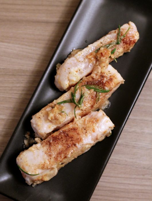 merluzzo-alla-senape-al-miele-e-fave-di-tonka