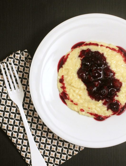 risotto-con-taleggio-di-capra-e-mirtilli-al-balsamico